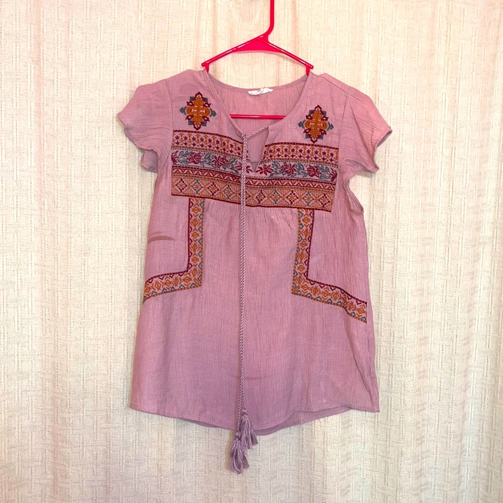 Mauve burgundy v neck floral tribal print blouse